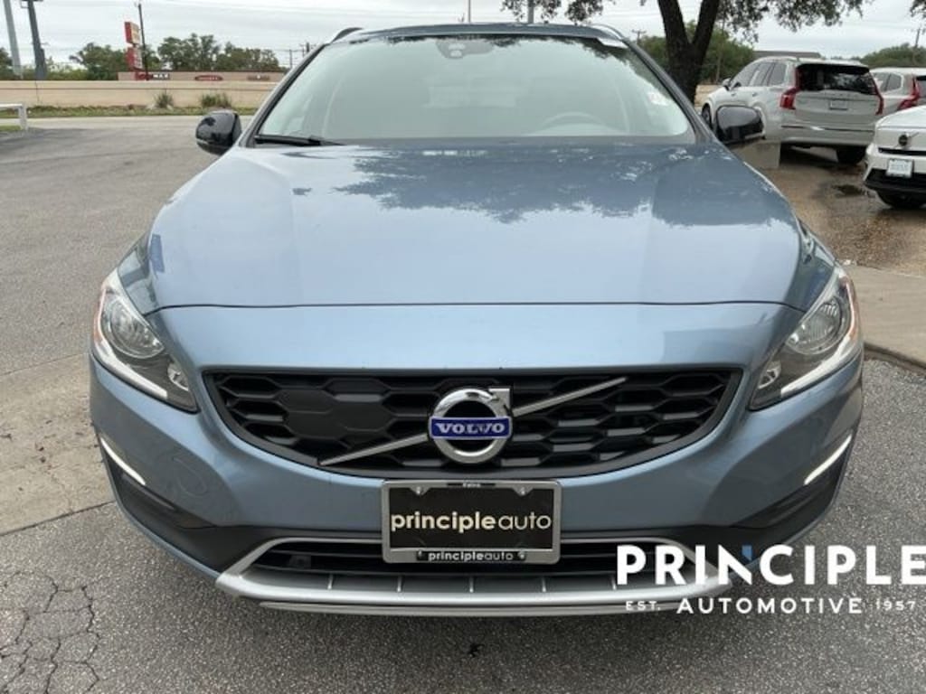 Used 2018 Volvo V60 Cross Country T5 Wagon