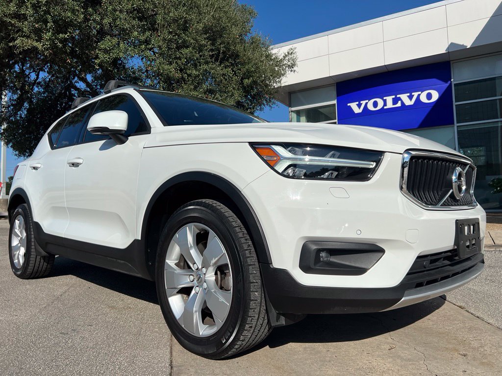 2020 Volvo XC40