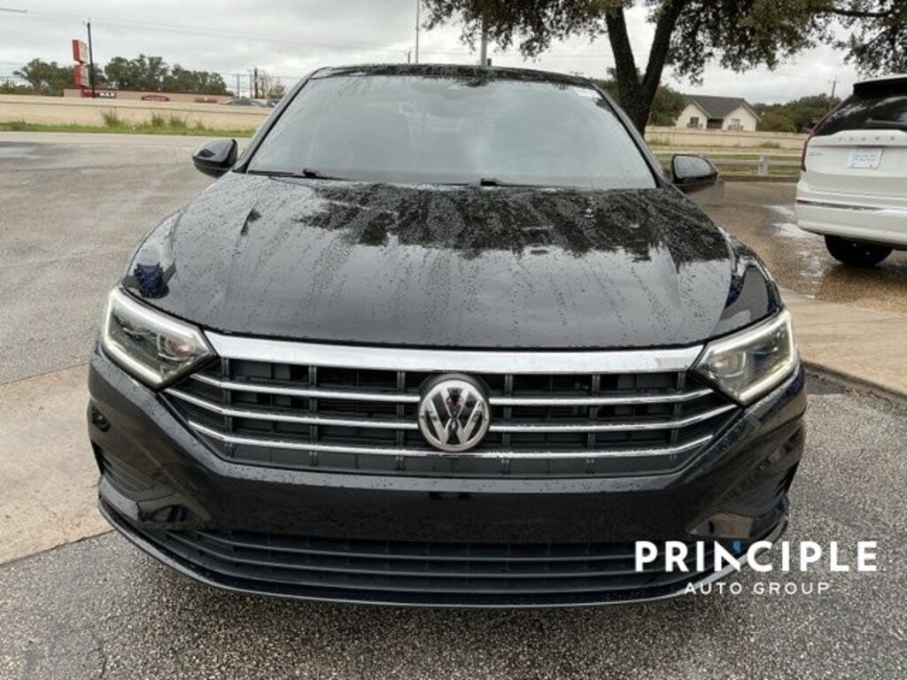 Used 2021 Volkswagen Jetta SEL Sedan