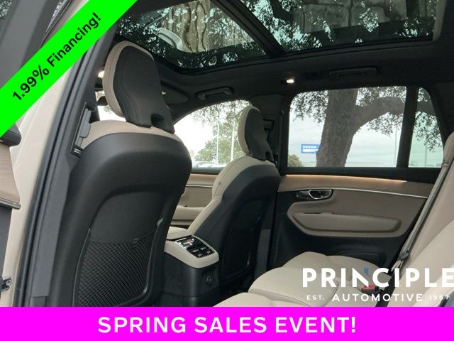 2026 Volvo XC90 Plus - Photo 30