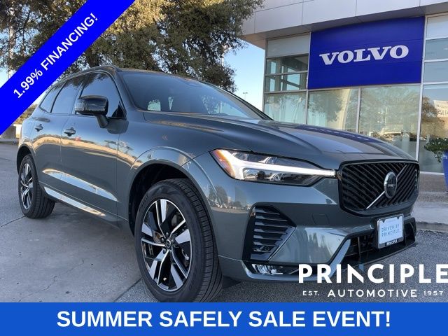 2026 Volvo XC60 B5 Core Dark AWD's photo