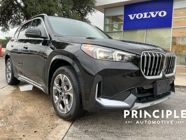 2025 BMW X1 xDrive28i's photo