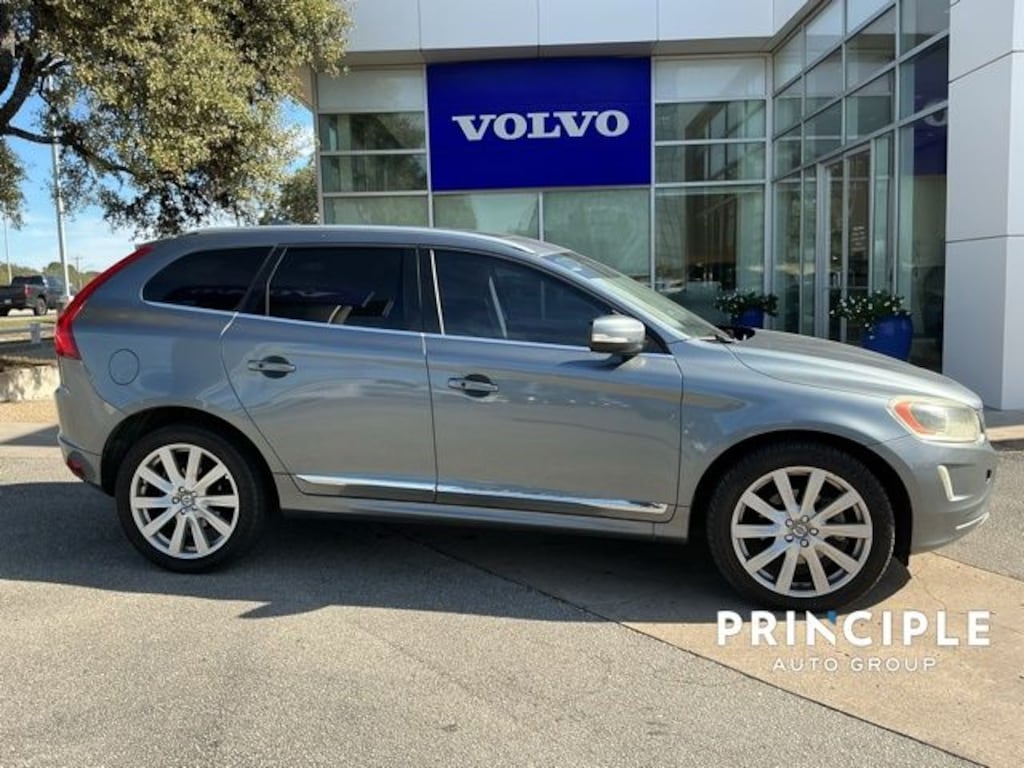 Used 2017 Volvo XC60 T5 Inscription SUV