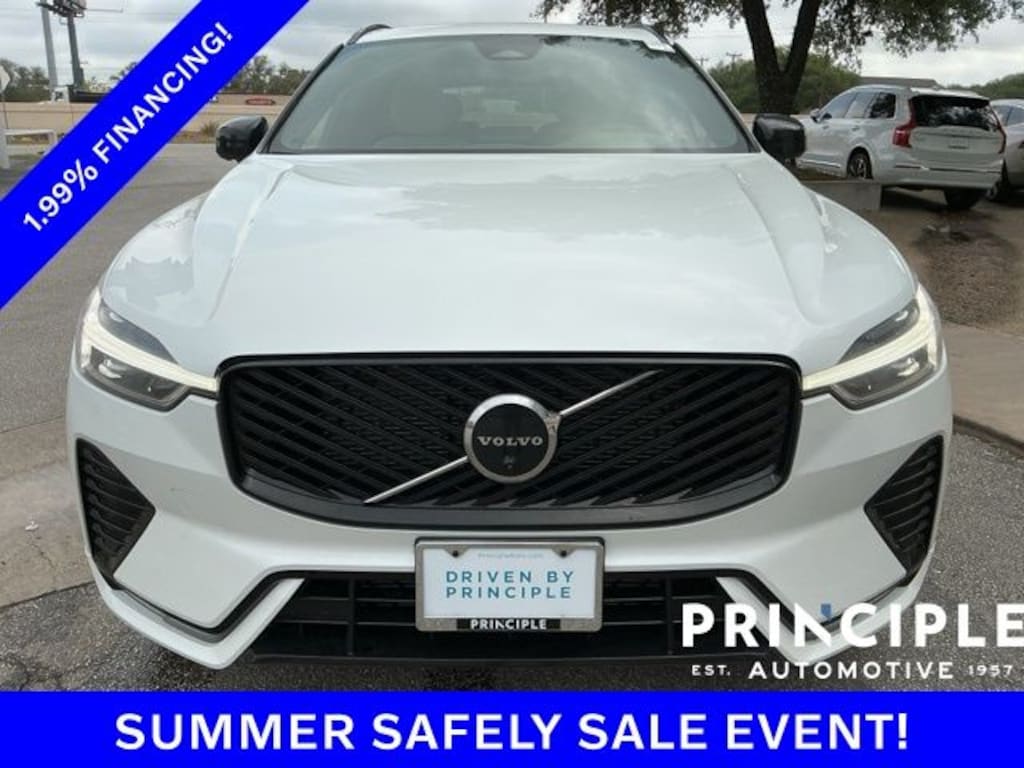 New 2026 Volvo XC60 B5 Plus SUV