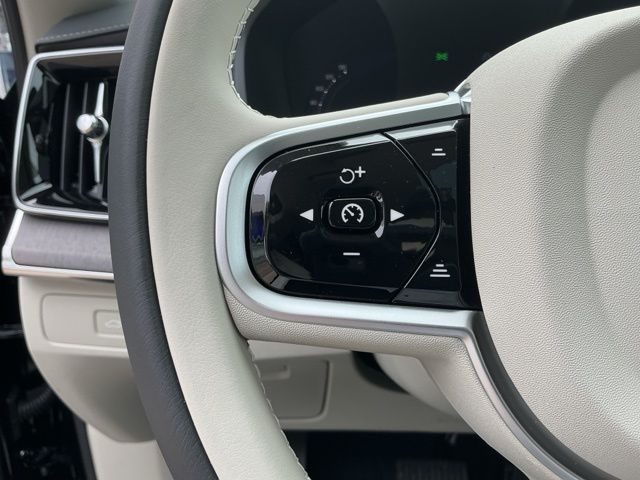 2026 Volvo XC90 Ultra - Photo 19