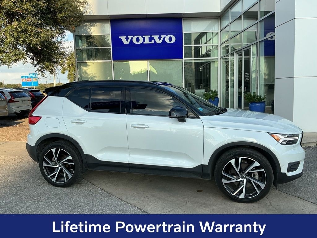Certified 2022 Volvo XC40 R-Design SUV