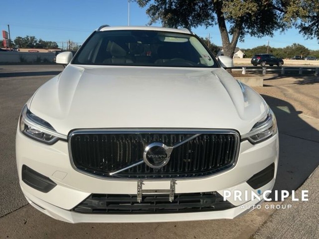 Used 2018 Volvo XC60 T5 Momentum SUV