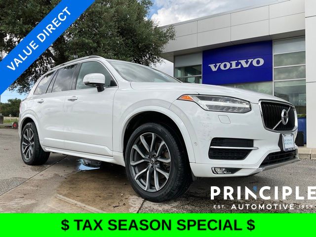 2016 Volvo XC90 T6 AWD Momentum's photo