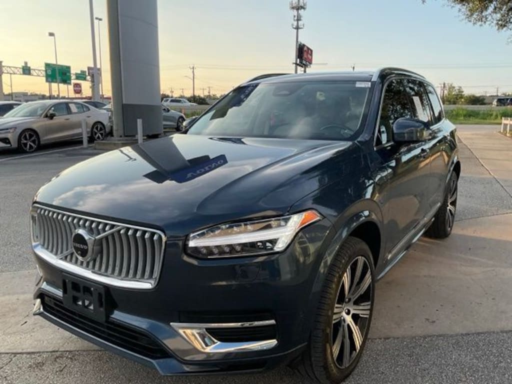 Certified 2025 Volvo XC90 Plug-In Hybrid T8 Ultra SUV