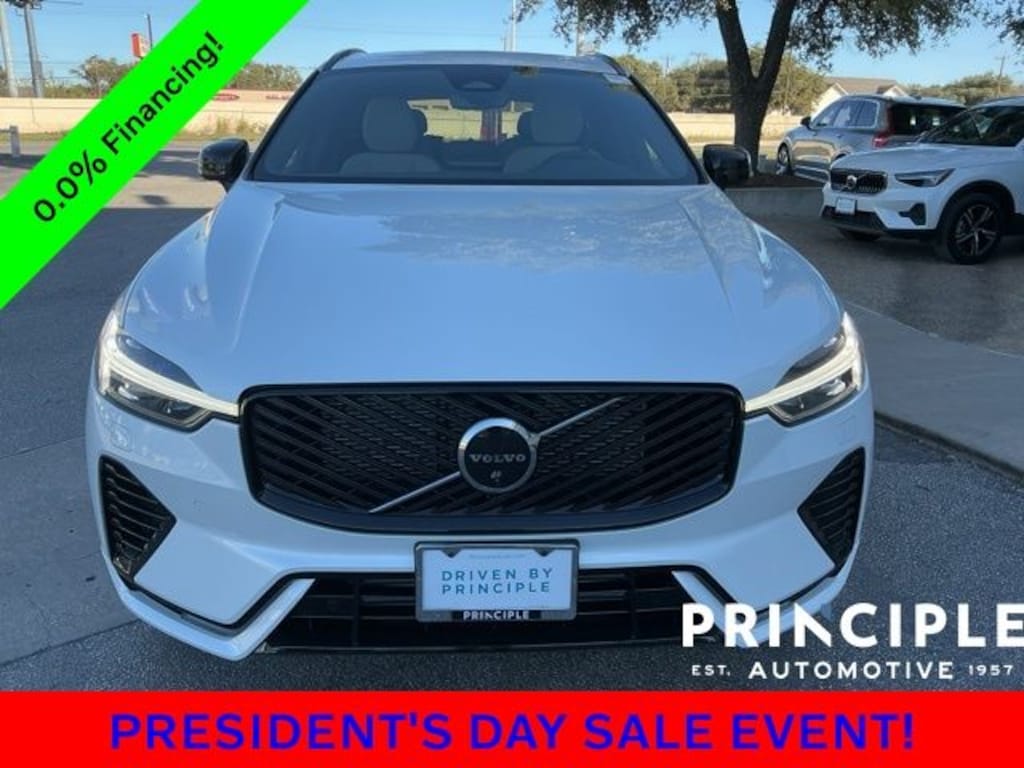 New 2026 Volvo XC60 plug-in hybrid T8 Plus SUV