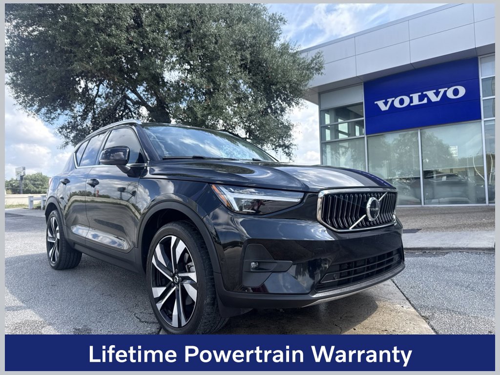 2024 Volvo XC40 B5 Plus Bright Theme I4 Turbocharged DOHC 16V LEV3-ULEV70 AWD