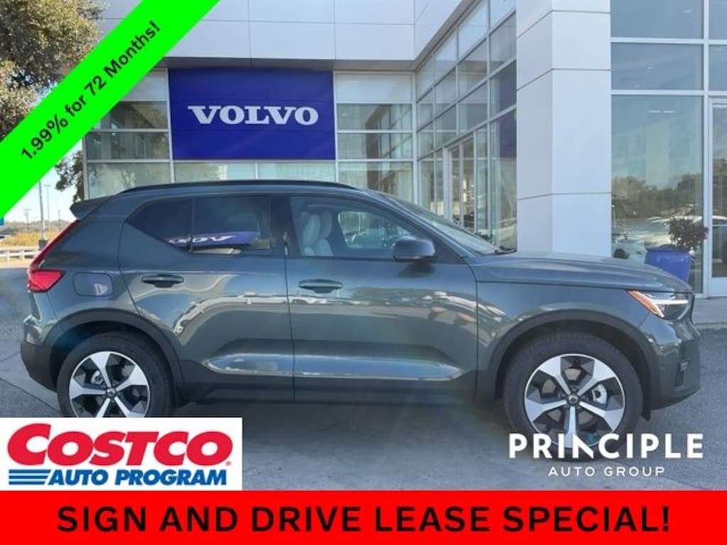 New 2026 Volvo XC40 B5 Plus SUV