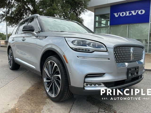 2020 Lincoln Aviator Reserve AWD's photo