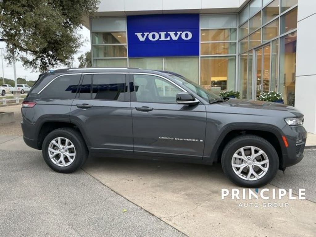 Used 2022 Jeep Grand Cherokee Limited SUV