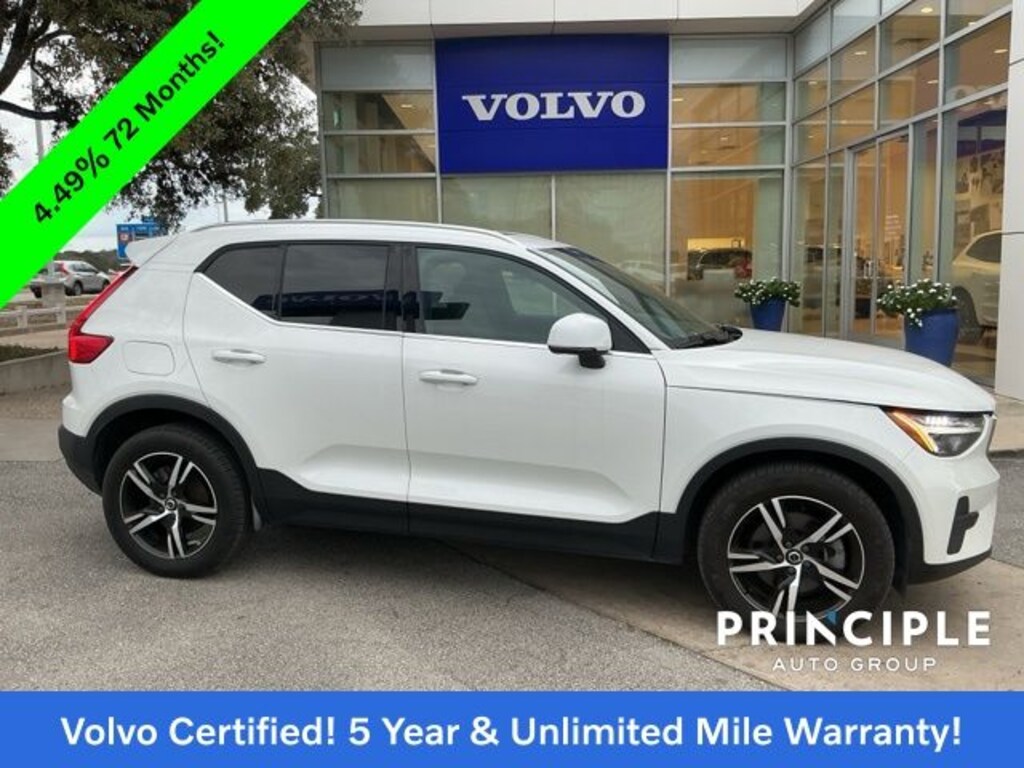Certified 2025 Volvo XC40 B5 Core SUV