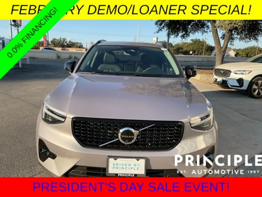 New 2026 Volvo XC40 B5 Plus SUV