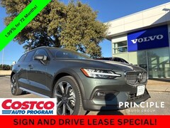 2026 Volvo V60 Cross Country B5 Ultra Wagon