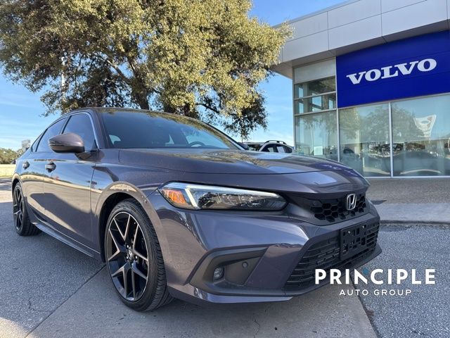 2024 Honda Civic Hatchback Sport Touring's photo