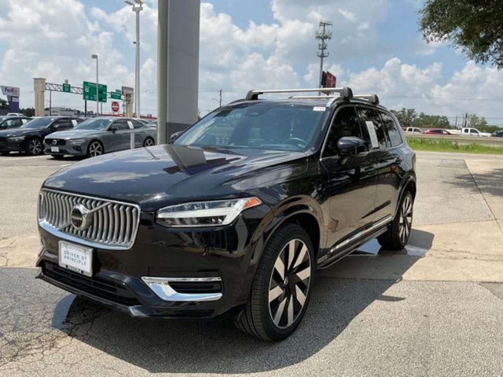 Certified 2023 Volvo XC90 Recharge Plug-In Hybrid Ultimate SUV
