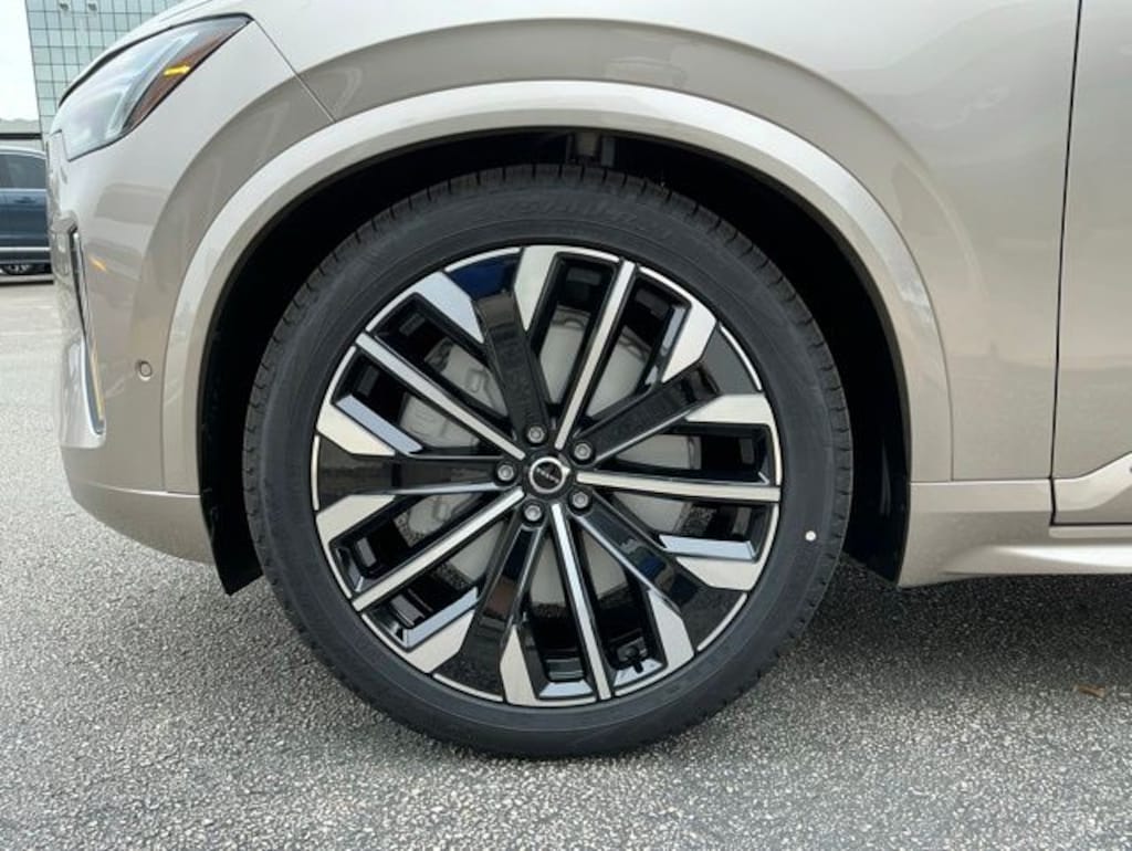 New 2026 Volvo XC90 B6 Ultra 6-Seater SUV
