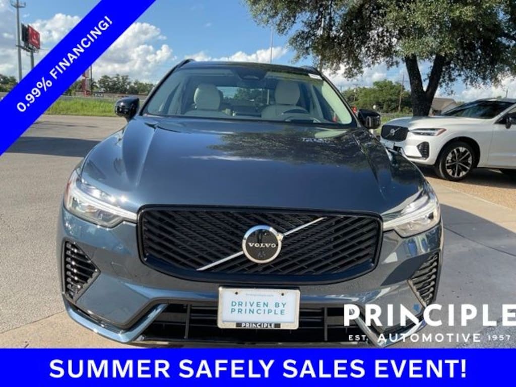 New 2026 Volvo XC60 plug-in hybrid T8 Ultra SUV
