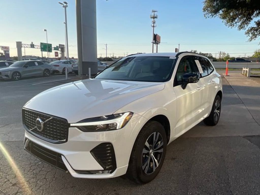 Certified 2024 Volvo XC60 B5 Core SUV