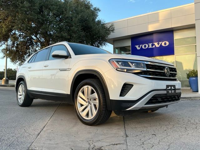 Used 2022 Volkswagen Atlas Cross Sport 2.0T SE w/Technology