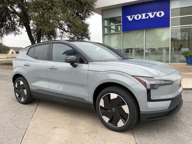 2025 Volvo EX30 Ultra's photo