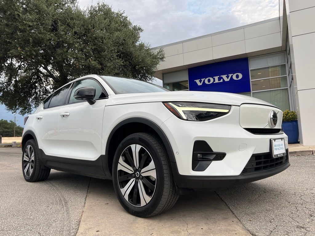 2023 Volvo C40 Recharge Pure Electric