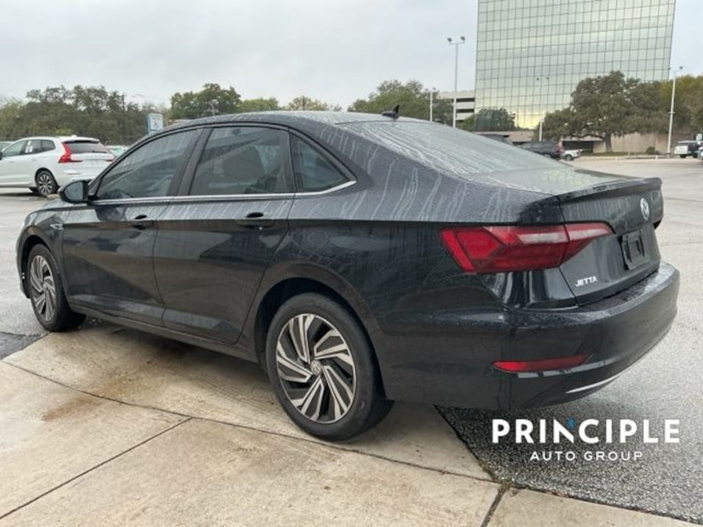 Used 2021 Volkswagen Jetta SEL Sedan