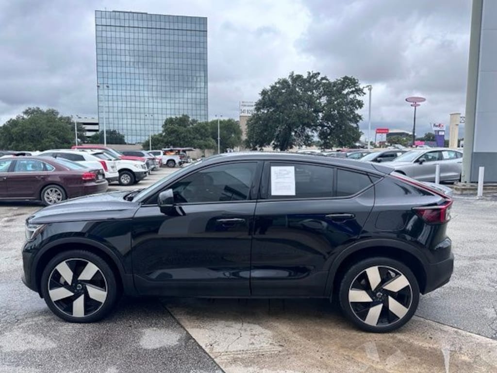 Certified 2023 Volvo C40 Recharge Pure Electric Ultimate SUV
