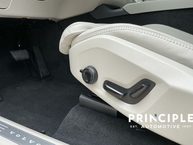 2026 Volvo XC90 Ultra - Photo 23