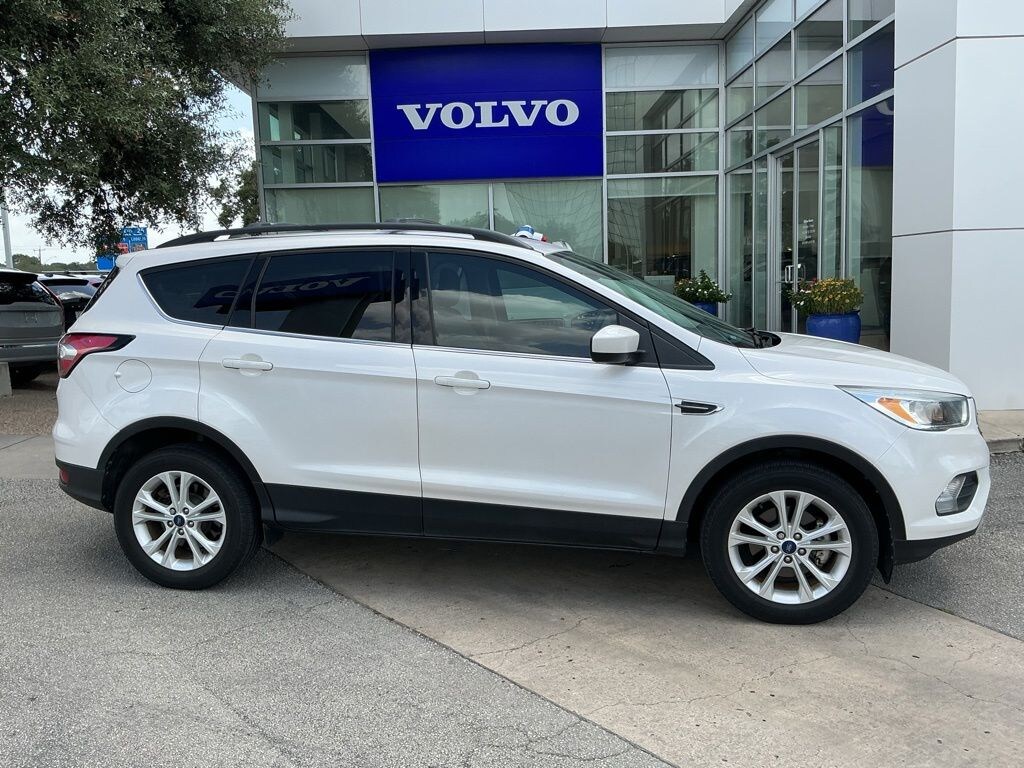 Used 2018 Ford Escape SE SUV