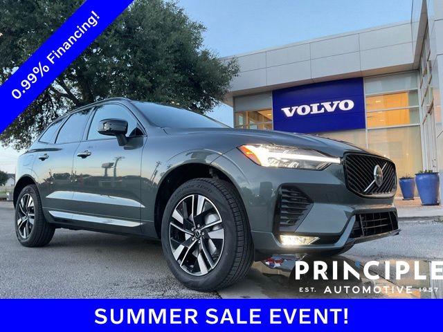 2026 Volvo XC60 B5 Core Dark AWD's photo