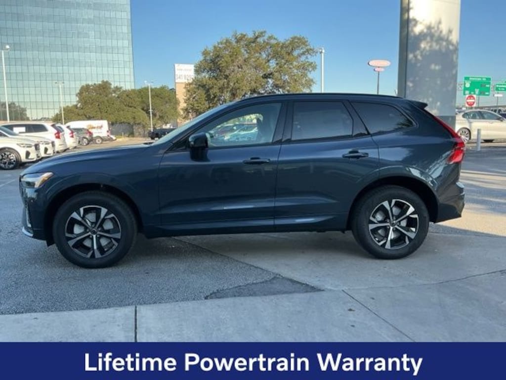 New 2026 Volvo XC60 B5 Core SUV