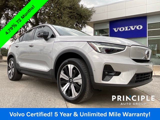 2023 Volvo C40 Plus's photo