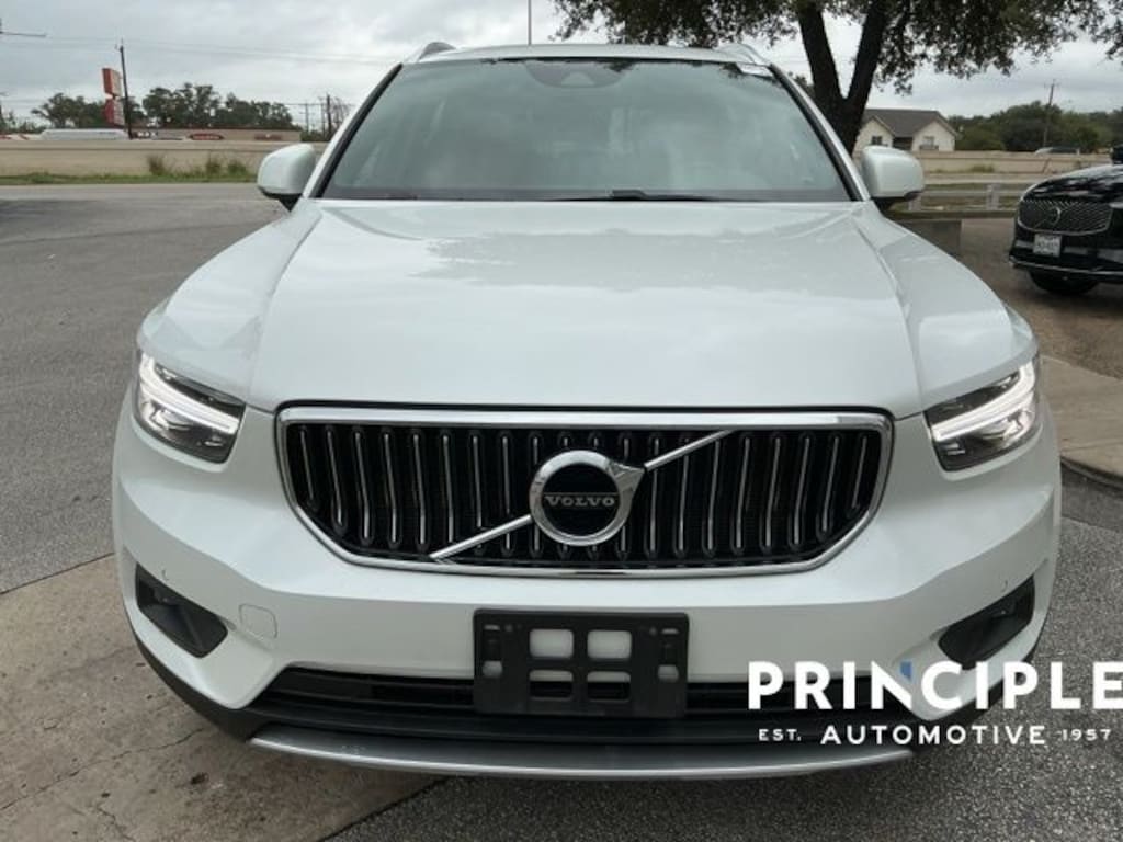 Certified 2021 Volvo XC40 T4 Inscription SUV