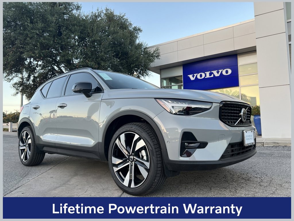  Volvo XC40
