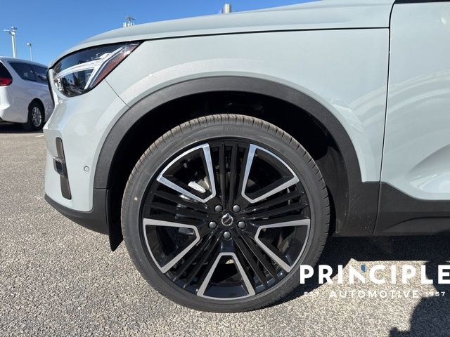 2026 Volvo XC40 Ultra - Photo 9