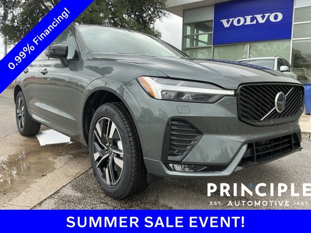 2026 Volvo XC60 B5 Core Dark AWD's photo