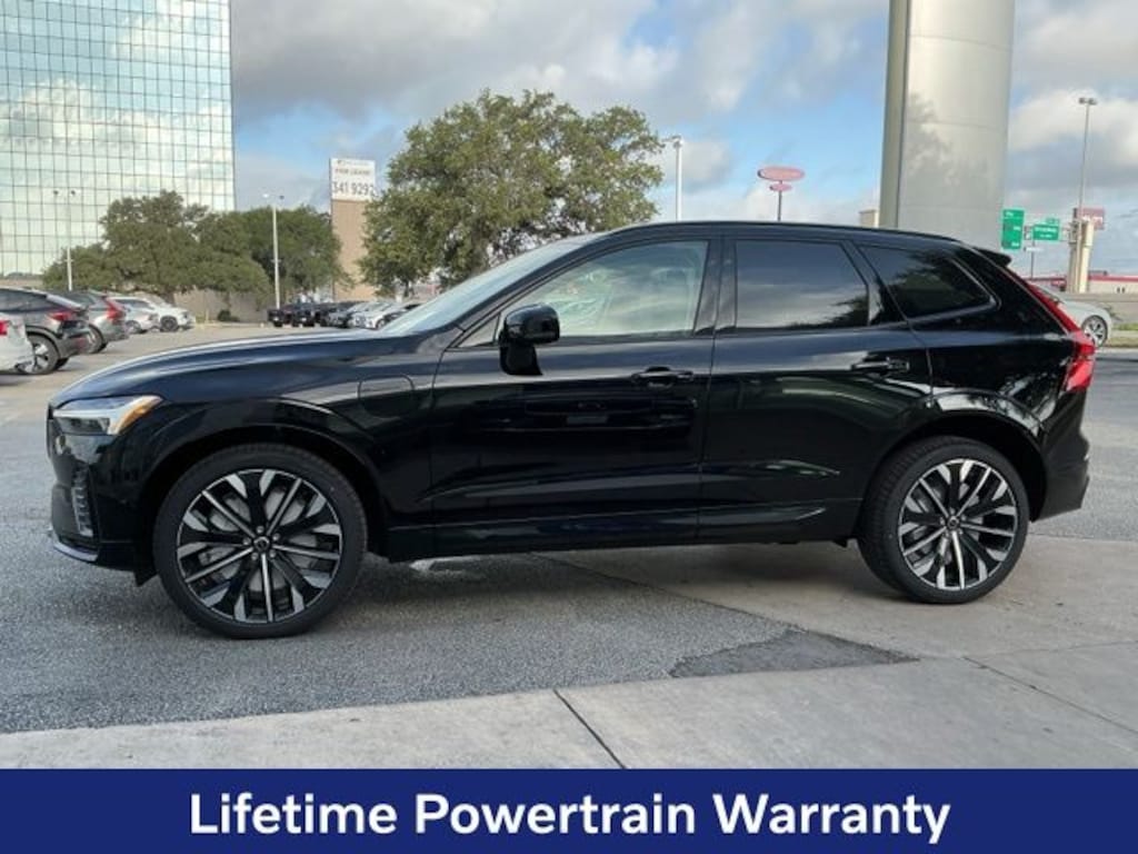 New 2026 Volvo XC60 plug-in hybrid T8 Ultra SUV