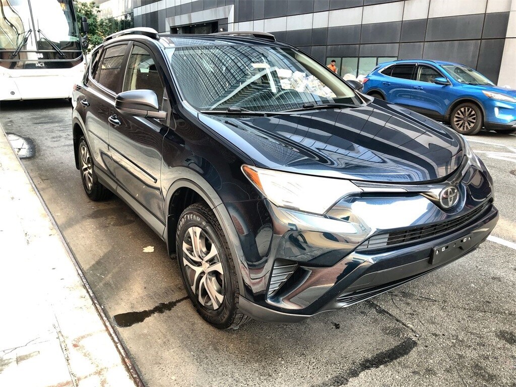 Used 2018 Toyota RAV4 LE with VIN JTMZFREV3JJ175398 for sale in Burlington, VT