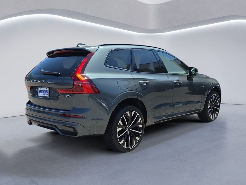 New 2026 Volvo XC60 B5 Ultra SUV