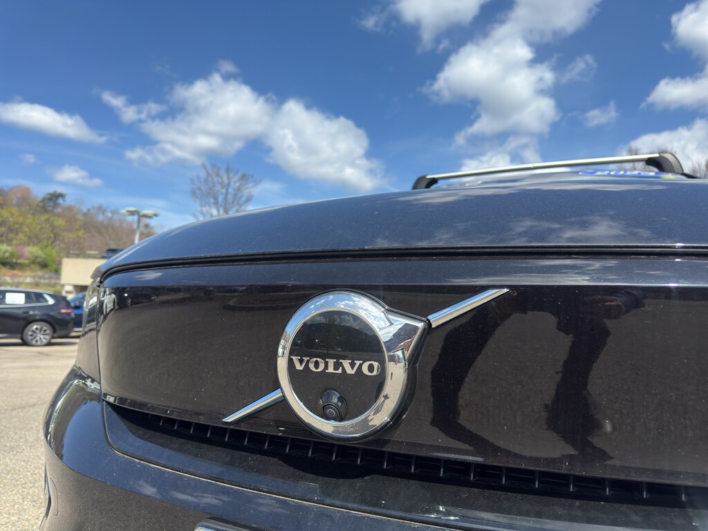 Used 2023 Volvo C40 Recharge Pure Electric Twin Ultimate SUV