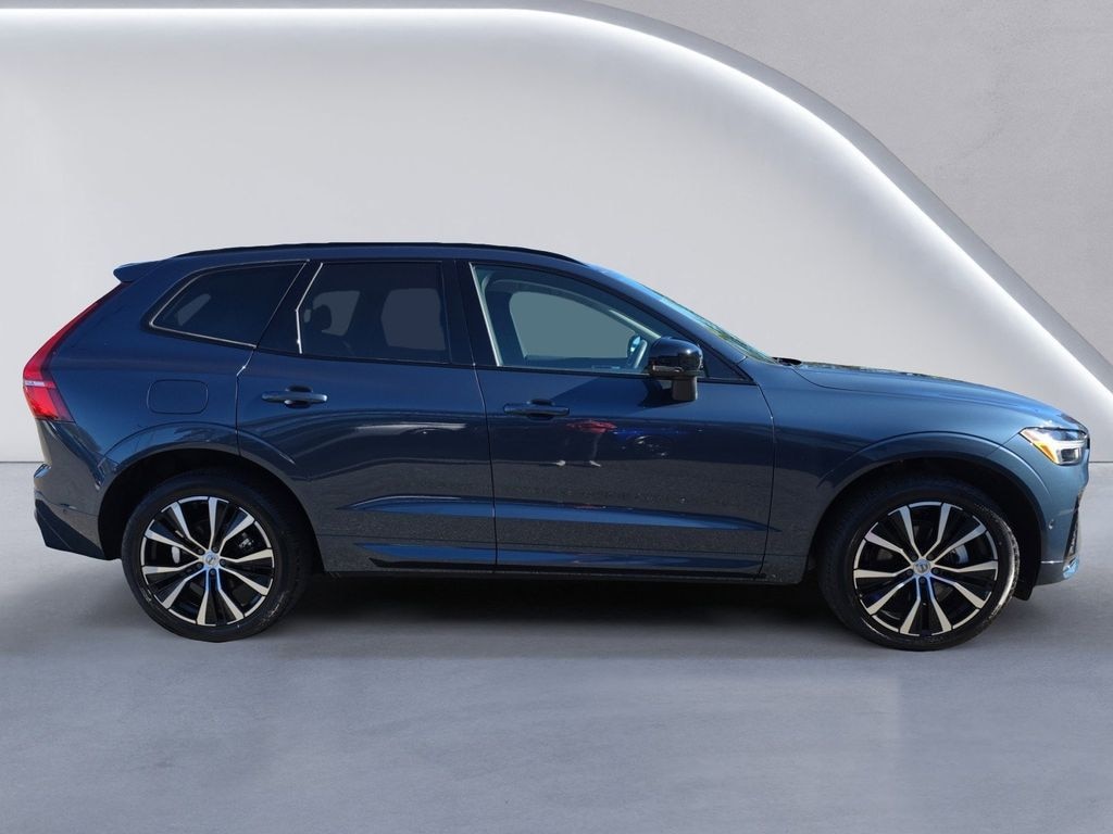 Used 2025 Volvo XC60 B5 Plus SUV