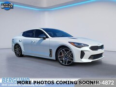 2022 Kia Stinger GT2 Sedan