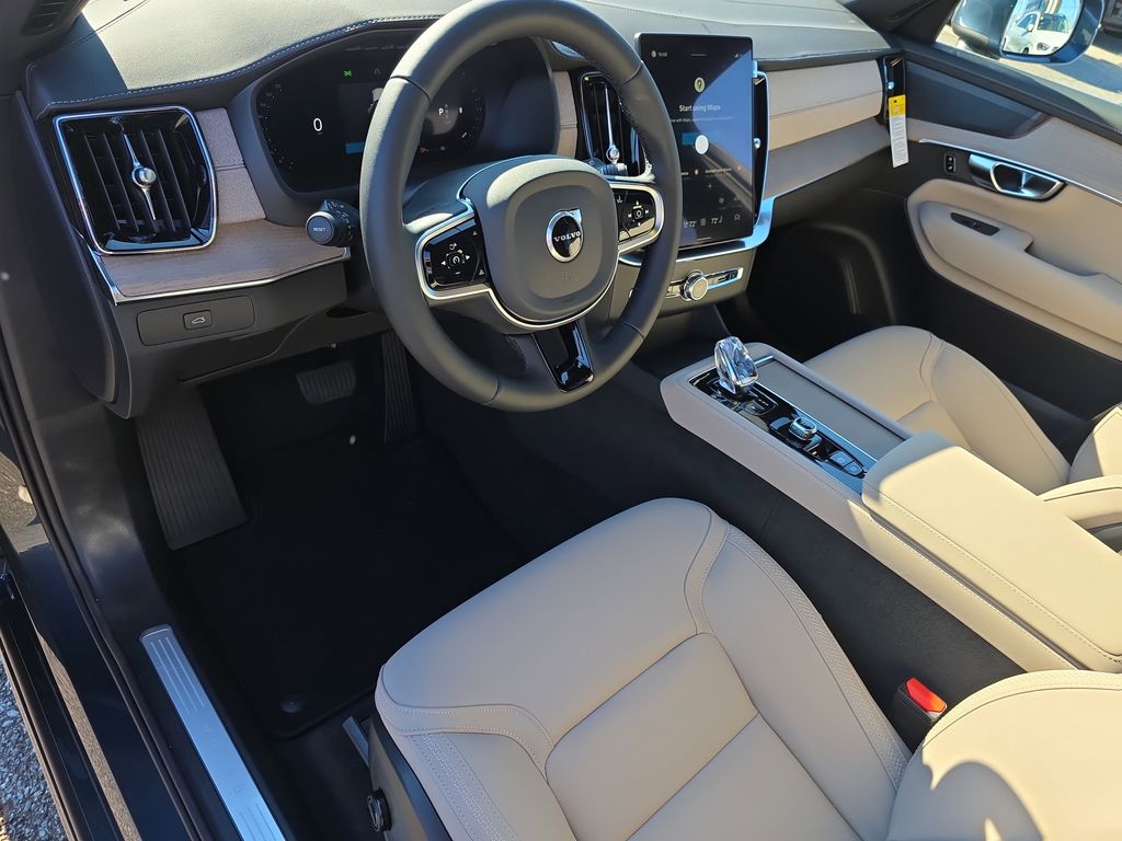 2026 Volvo XC90 Plus - Photo 9