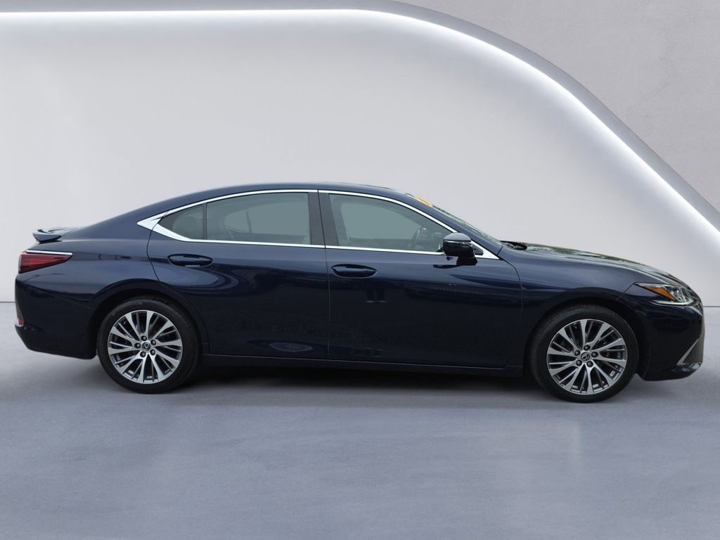 Used 2021 Lexus ES 350 Sedan