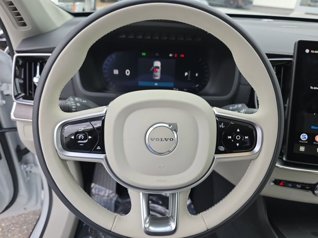 2026 Volvo XC90 Ultra - Photo 14