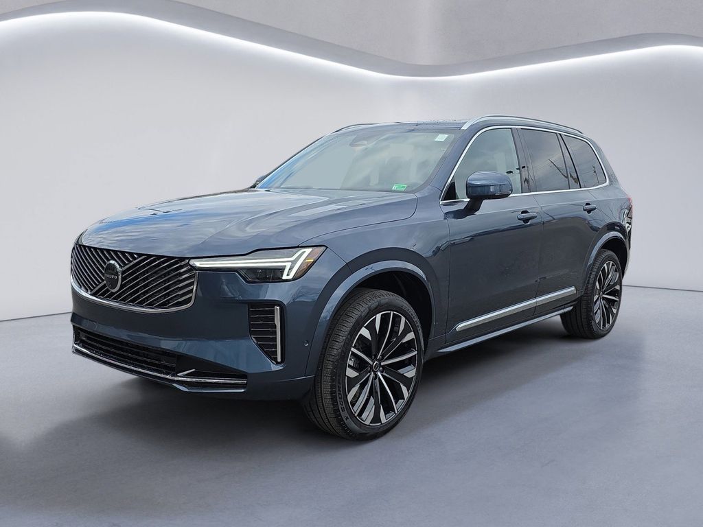 2026 Volvo XC90 Plus - Photo 7